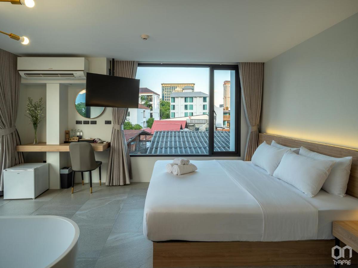 On Thapae Gate Chiangmai Hotel Csiangmaj Kültér fotó