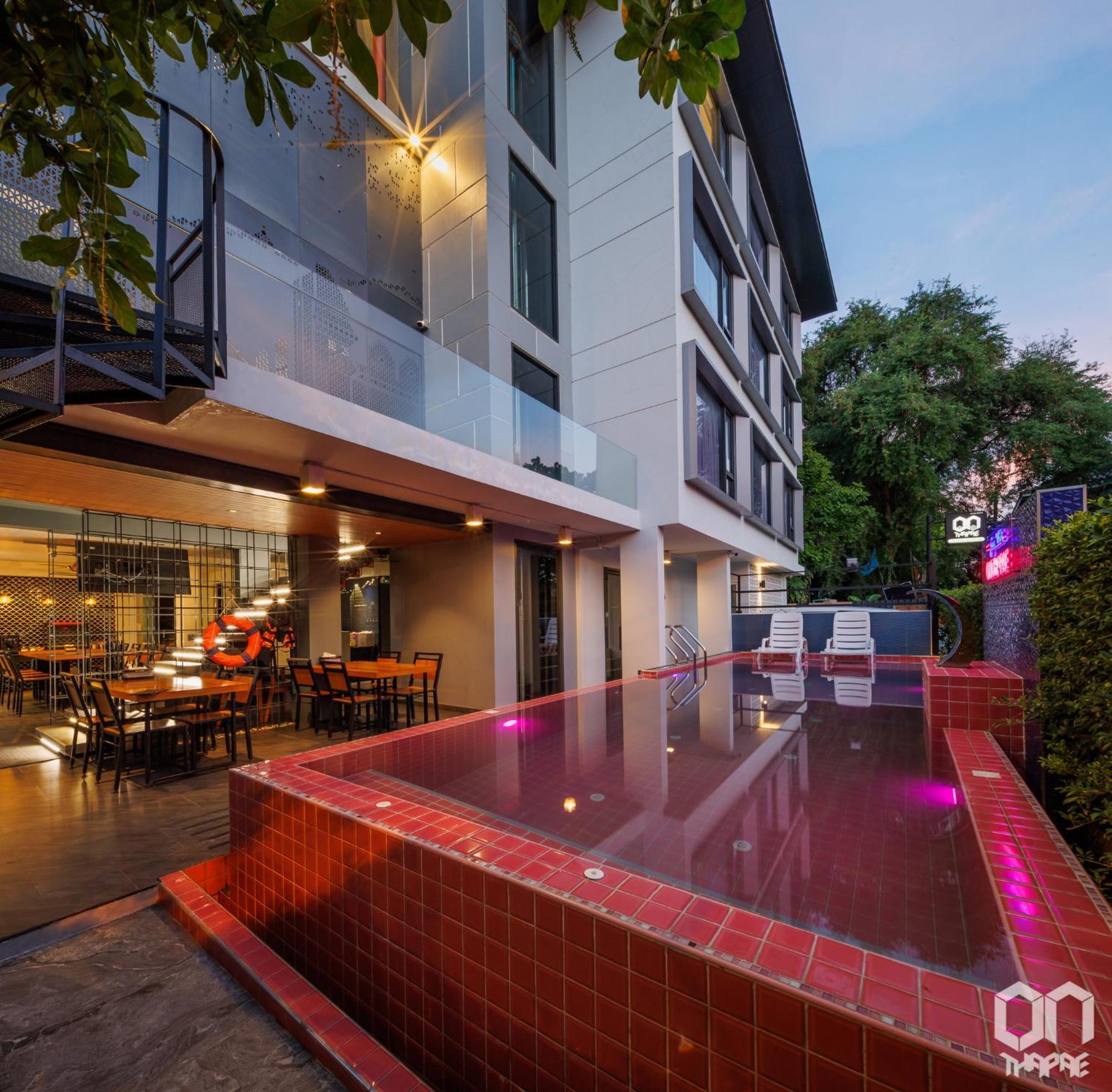 On Thapae Gate Chiangmai Hotel Csiangmaj Kültér fotó